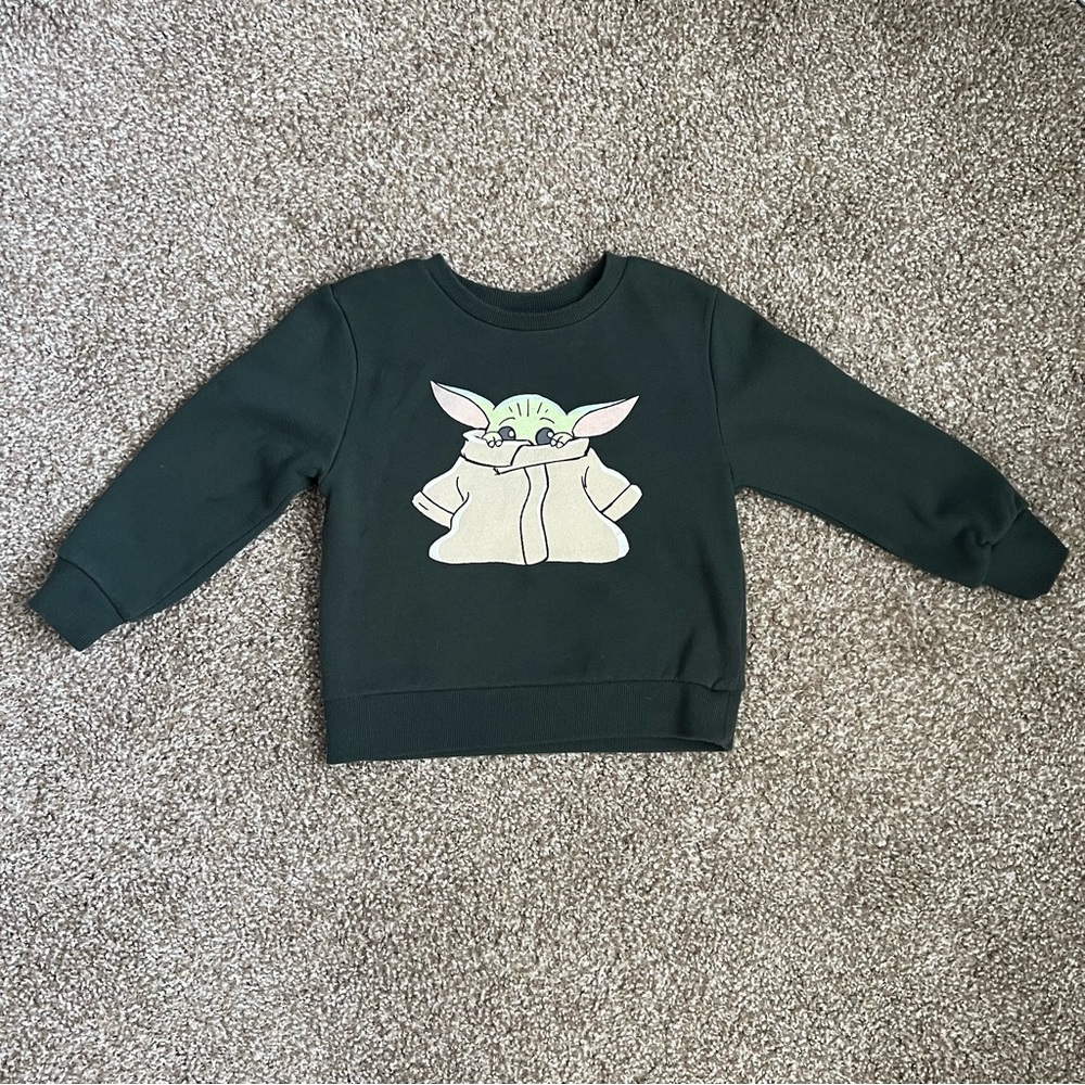 Star Wars Green Baby Yoda Crewneck Sweatshirt Size 4T